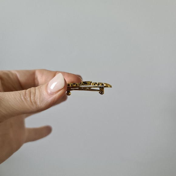 Alannah Hill Gold Metal Hair Bow Clip Accessories - Picture 5 of 5